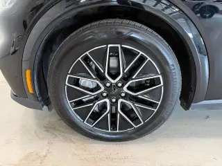 Ford Mustang Mach-E 2025 AWD Premium 4 puertas SUV