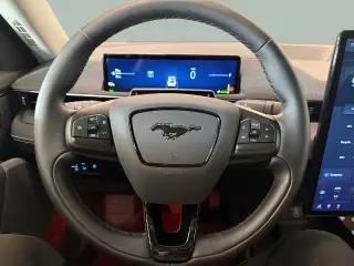 Ford Mustang Mach-E 2025 AWD Premium 4 puertas SUV