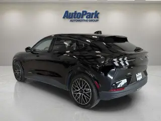 Ford Mustang Mach-E 2025 AWD Premium 4 puertas SUV