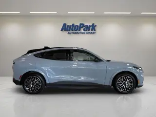 Ford Mustang Mach-E 2025 AWD Premium 4 puertas SUV