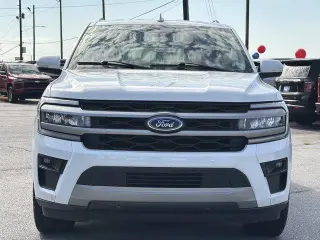 Ford Expedition MAX 2023 4x2 XLT 4 puertas SUV