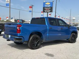 Chevrolet Silverado 1500 2024 4x2 Custom 4dr Crew Cab 5.8 ft. SB