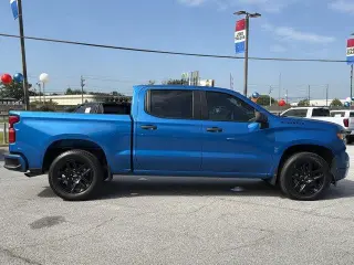 Chevrolet Silverado 1500 2024 4x2 Custom 4dr Crew Cab 5.8 ft. SB