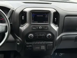 Chevrolet Silverado 2500HD 2024 4x4 Custom 4dr Crew Cab SB