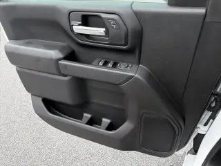 Chevrolet Silverado 2500HD 2024 4x4 Custom 4dr Crew Cab SB