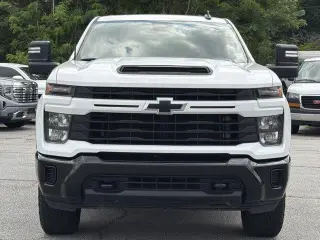 Chevrolet Silverado 2500HD 2024 4x4 Custom 4dr Crew Cab SB