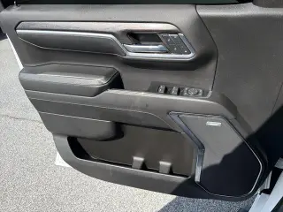 Chevrolet Silverado 1500 2024 4x4 LTZ 4p Cab Crew 5.8 ft. SB