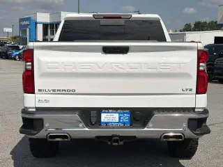Chevrolet Silverado 1500 2024 4x4 LTZ 4p Cab Crew 5.8 ft. SB