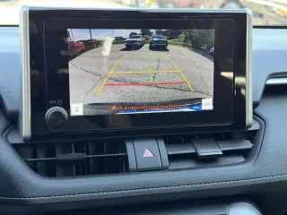 Toyota RAV4 2024 XLE 4p SUV