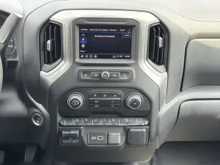 Chevrolet Silverado 1500 2024 4x4 Custom Trail Boss 4p Crew Cab 5.8 ft. SB