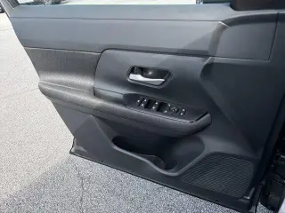 Nissan Kicks 2025 SV 4dr Crossover