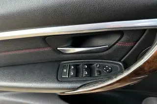 BMW Serie 3 2018 330i Sedán 4p