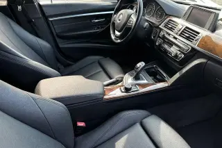 BMW Serie 3 2018 330i Sedán 4p