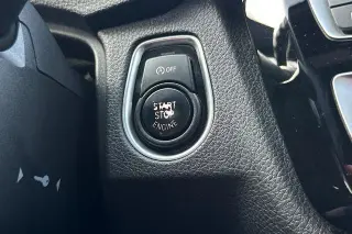 BMW Serie 3 2018 330i Sedán 4p