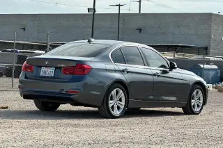 BMW Serie 3 2018 330i Sedán 4p