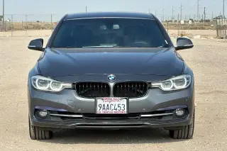 BMW Serie 3 2018 330i Sedán 4p