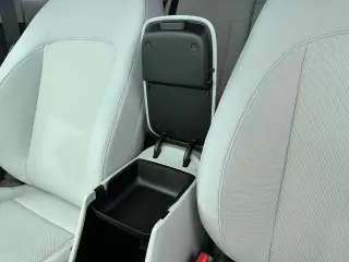 Crosover Hyundai KONA 2024 SEL 4p