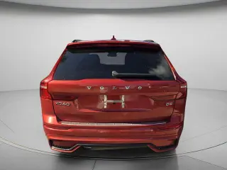 Volvo XC60 2023 B5 Plus Tema Oscuro SUV de 4 puertas