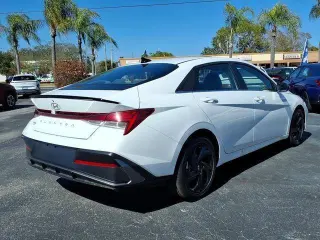 Hyundai ELANTRA 2026 SEL Sport Premium 4dr Sedan