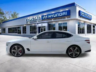 Genesis G70 2025 2.5T Estándar Sedán 4 puertas