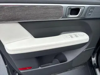 Hyundai SANTA FE 2025 AWD Calligraphy SUV de 4 puertas