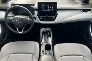 Toyota Corolla Hybrid 2025 SE 4p Sedan