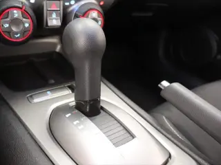 Chevrolet Camaro 2012 LS Coupé 2 puertas con paquete 2LS