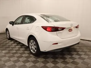 Mazda Mazda3 2015 i Sport 4 puertas Sedán 6M