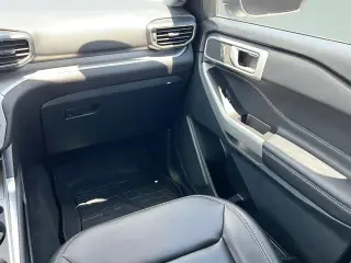 Ford Explorer 2023 XLT 4 puertas SUV
