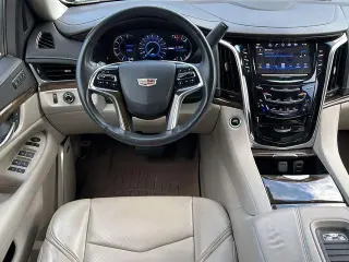 Cadillac Escalade 2018 Standard 4p SUV