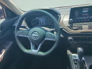 Nissan Altima 2025 2.5 SV 4p Sedan