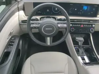 Hyundai TUCSON 2025 SEL Convenience 4p SUV