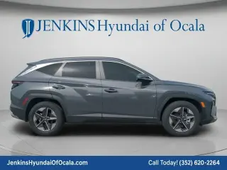 Hyundai TUCSON 2025 SEL Convenience 4p SUV