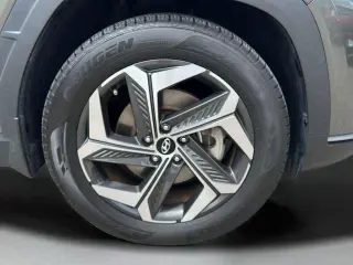 Hyundai TUCSON 2023 SEL SUV 4 puertas