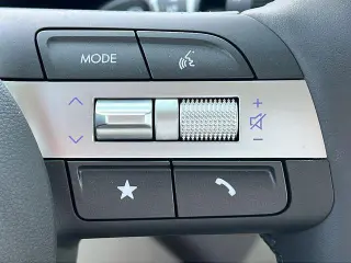 Hyundai KONA 2024 SEL 4p Crossover