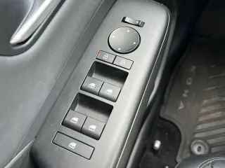Hyundai KONA 2024 Limited 4p Crossover
