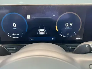Hyundai KONA 2024 AWD Limited 4dr Crossover se traduce como 
Hyundai KONA 2024 tracción en las cuatro ruedas Edición Limitada 4 puertas Crossover