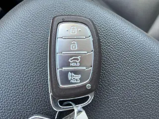 Hyundai IONIQ Hybrid 2021 Limited 4p Hatchback