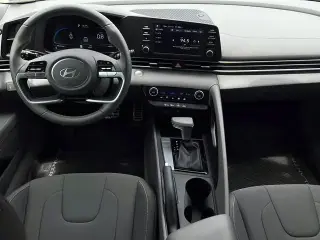 Hyundai ELANTRA 2025 SEL Sport 4p Sedán