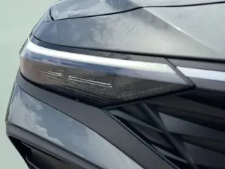 Hyundai ELANTRA 2025 SEL Sport 4p Sedán
