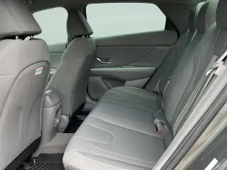 Hyundai ELANTRA 2025 SEL Sport 4p Sedán