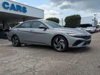 Hyundai ELANTRA Hybrid 2025 SEL Sport 4p Sedan
