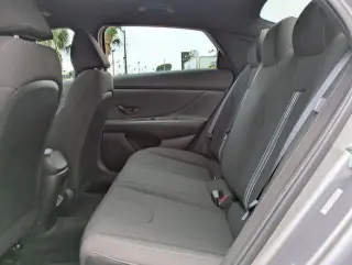 Hyundai ELANTRA Hybrid 2025 SEL Sport 4p Sedan