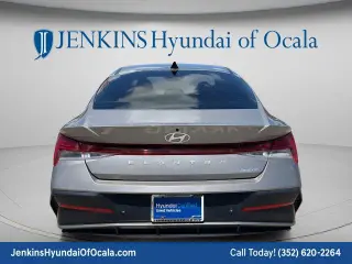 Hyundai ELANTRA 2024 Limited 4p Sedan