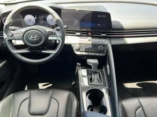 Hyundai ELANTRA 2024 Limited 4p Sedan