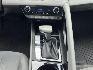 Hyundai ELANTRA 2025 SEL Conveniencia 4p Sedan