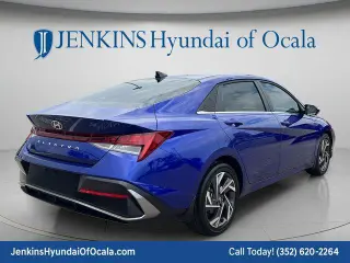 Hyundai ELANTRA 2025 SEL Conveniencia 4p Sedan