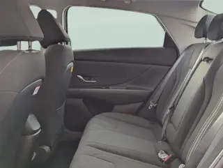 Hyundai ELANTRA 2025 SEL Conveniencia 4p Sedan