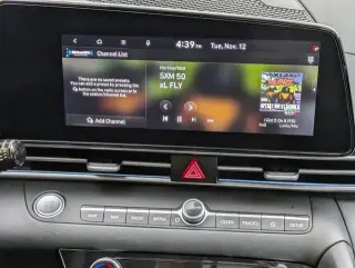 Hyundai ELANTRA 2025 SEL Conveniencia 4p Sedan