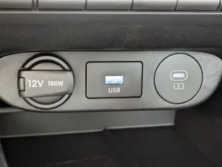 Hyundai ELANTRA 2025 SEL Conveniencia 4p Sedan